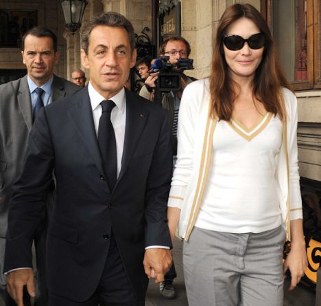 Photo:  Carla Bruni and Nicolas Sarkozy 03